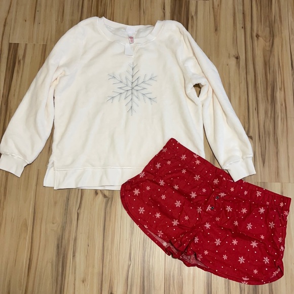 Pajama set - Picture 1 of 5